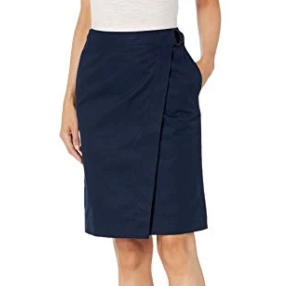$175 Lacoste cotton wrap skirt size 34 US Small or US 4